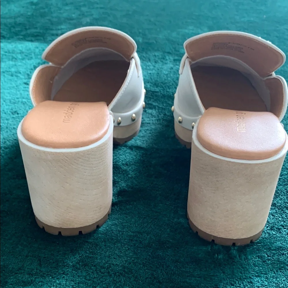 NWOT Madden Girl White Loafers clogs with Gold Accents - Picture 3 of 7